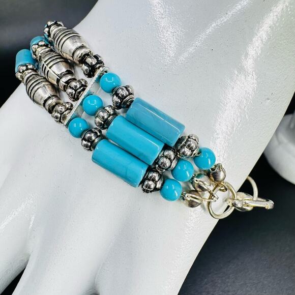 Premier Designs Bracelet Three Strands Blue Multi-Shape Beads Silver Plated 7.5" - Picture 13 of 13